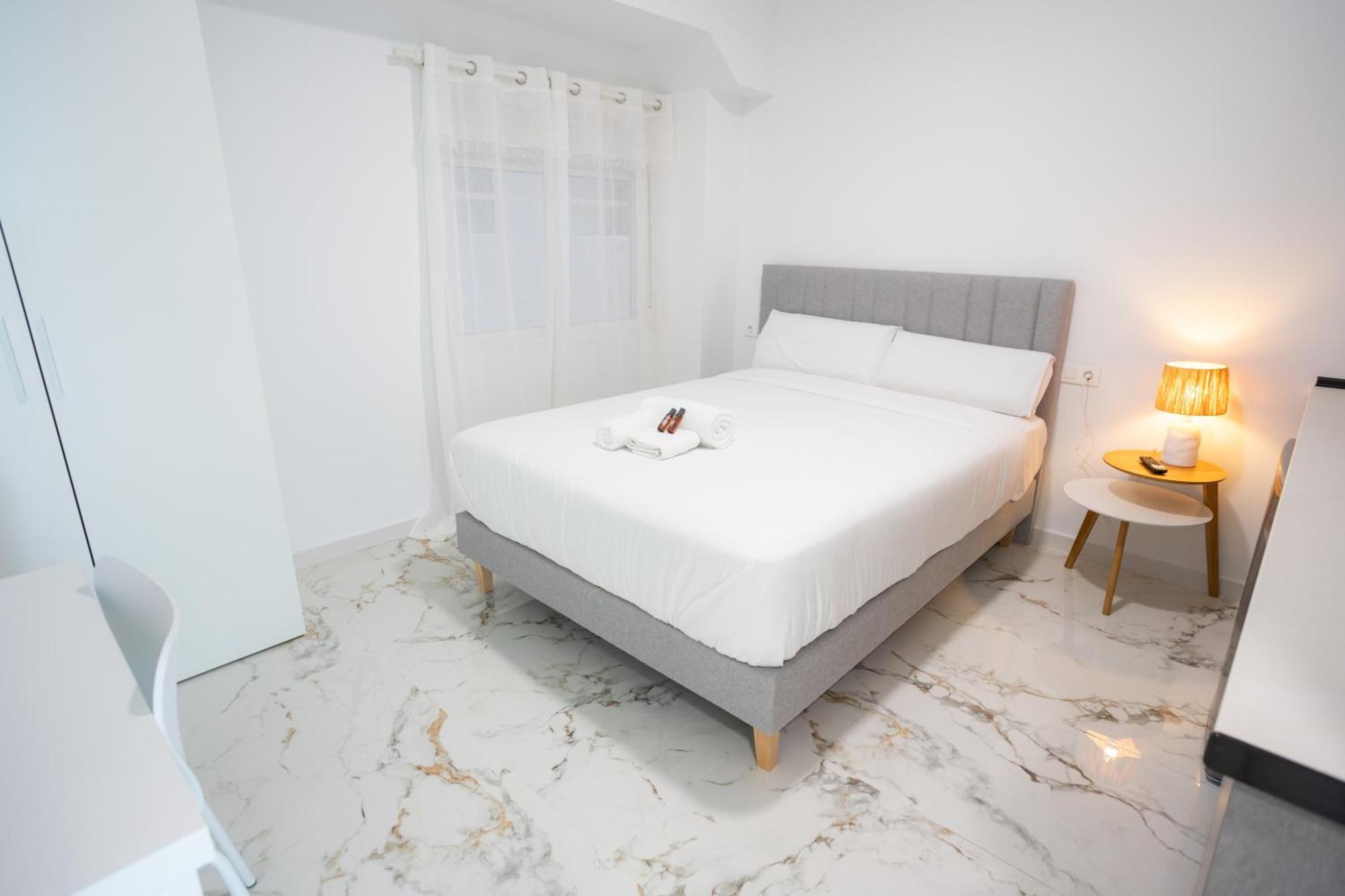 L&G Apartments Bahia Suite Alicante Extérieur photo