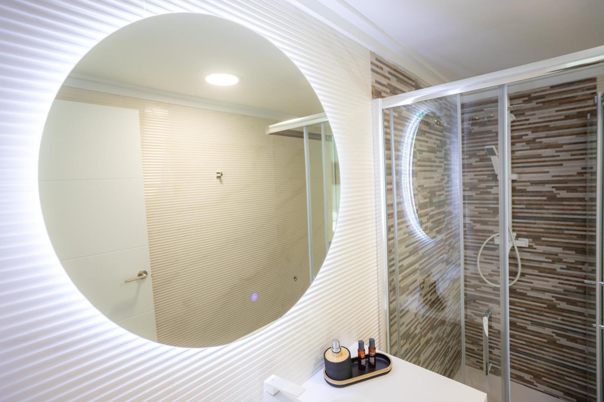 L&G Apartments Bahia Suite Alicante Extérieur photo