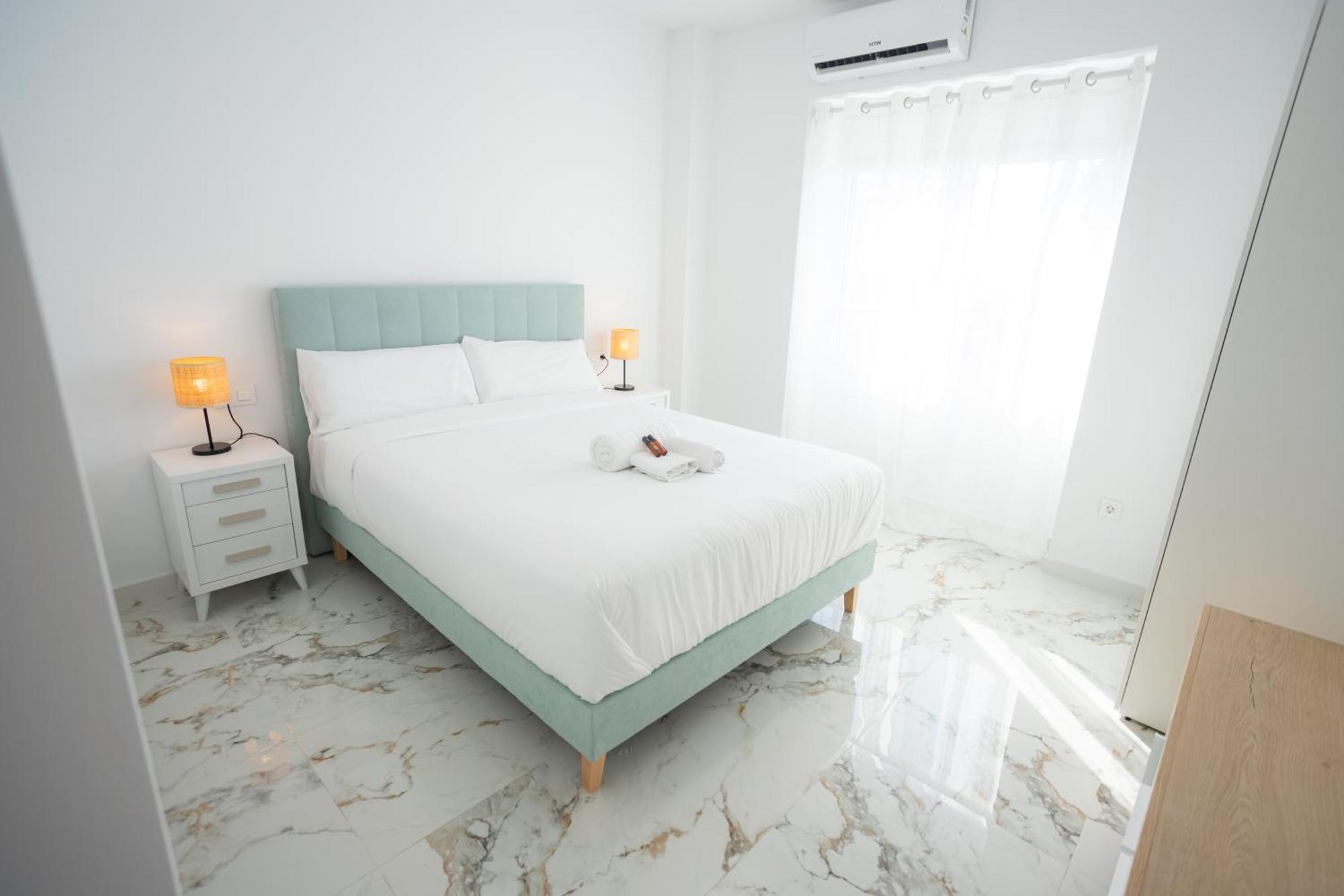 L&G Apartments Bahia Suite Alicante Extérieur photo