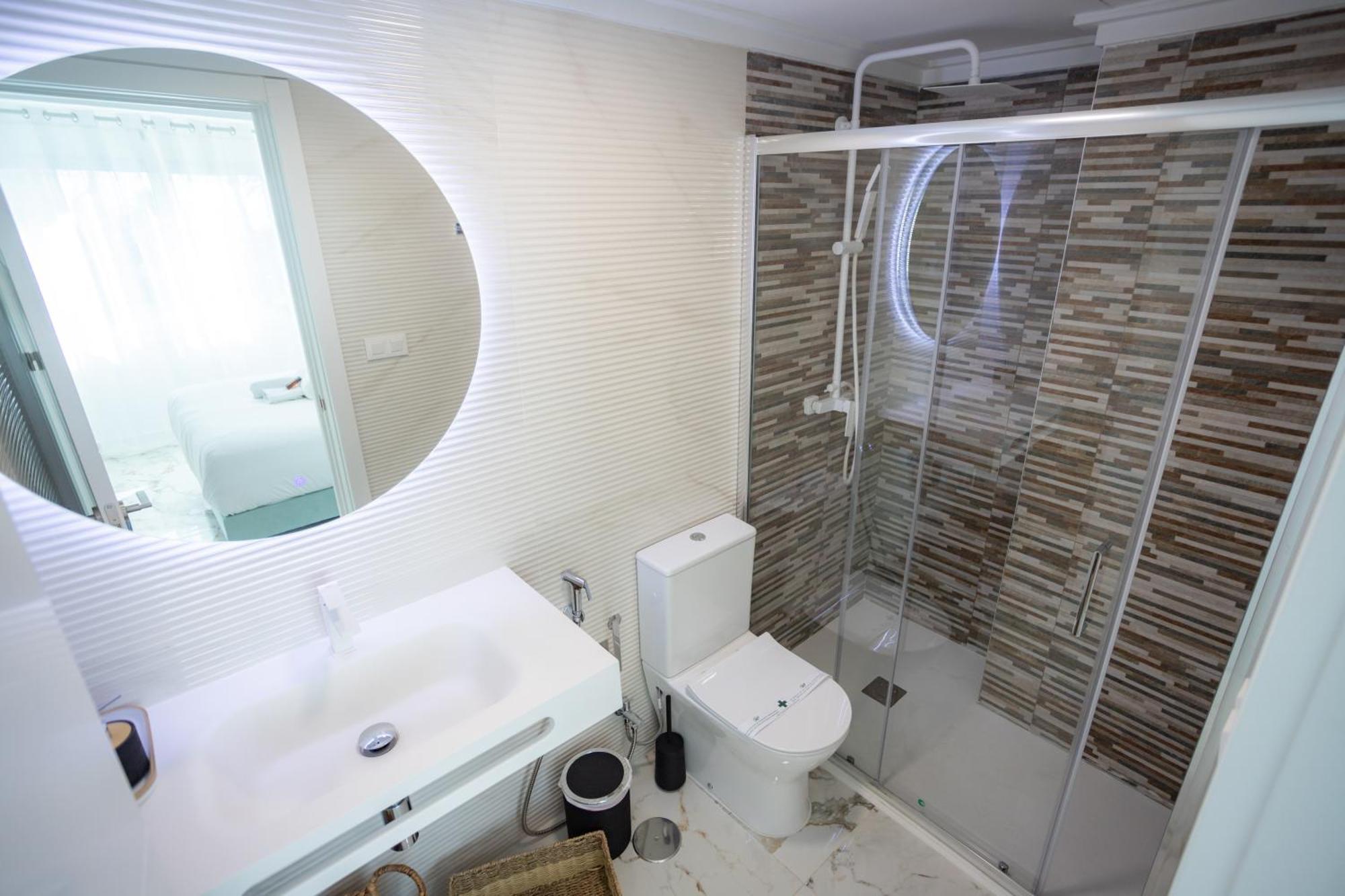 L&G Apartments Bahia Suite Alicante Extérieur photo