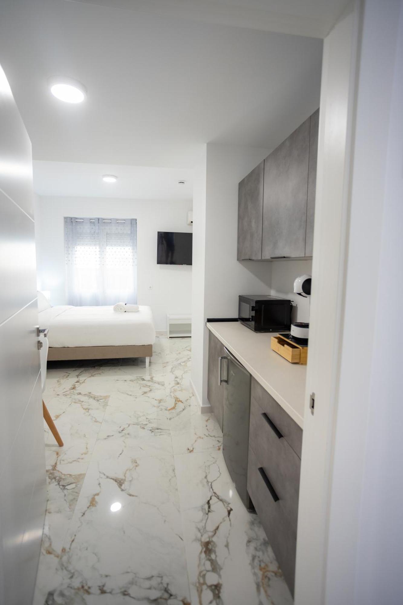L&G Apartments Bahia Suite Alicante Extérieur photo