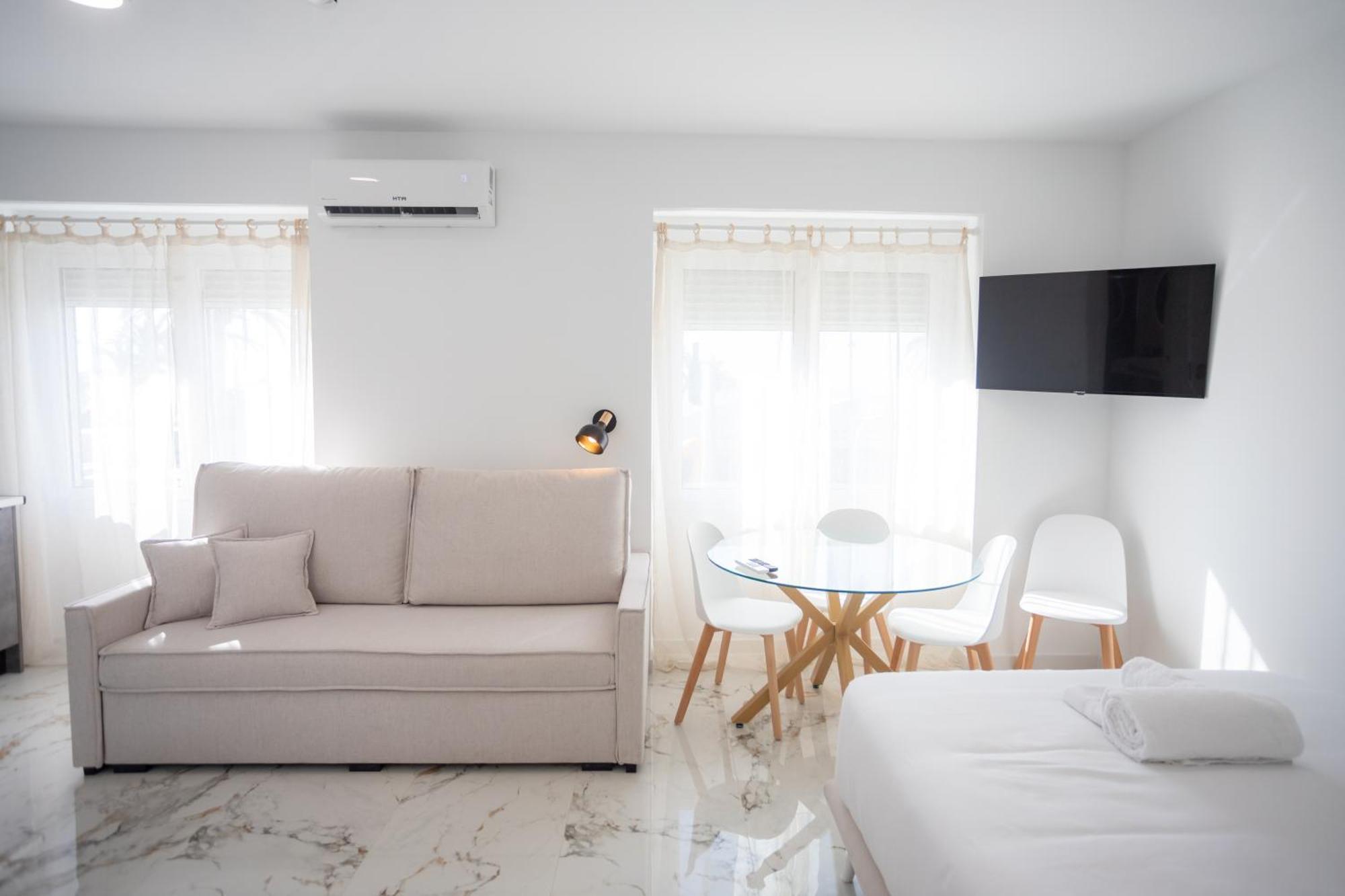 L&G Apartments Bahia Suite Alicante Extérieur photo